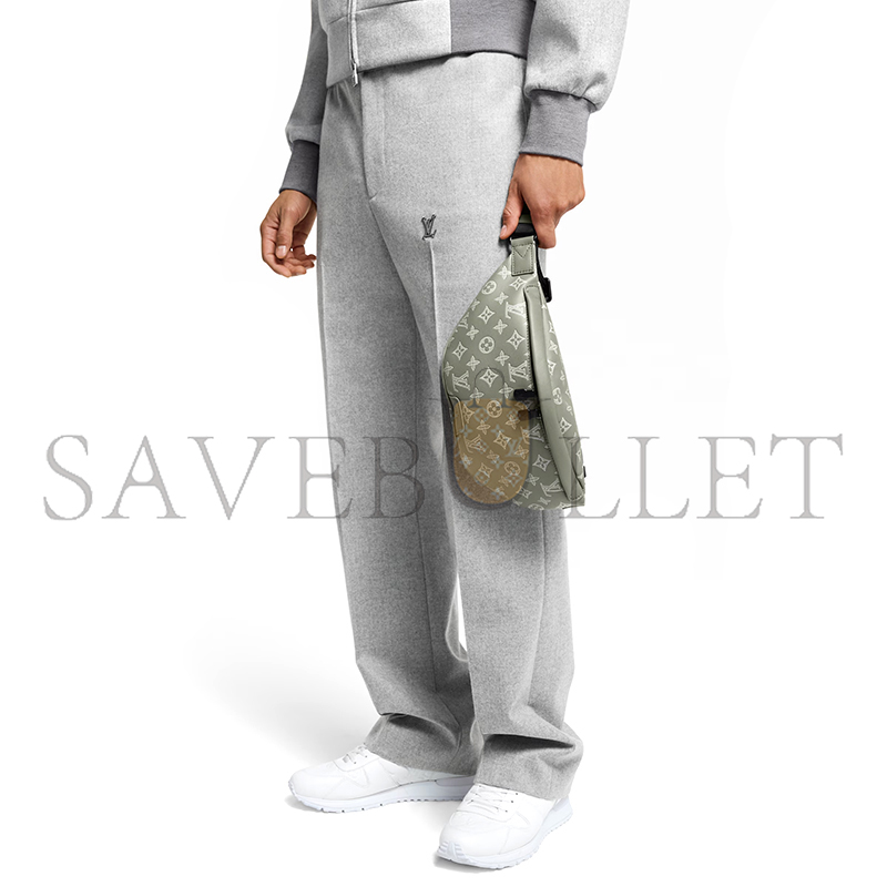 LOUIS VUITTON DISCOVERY BUMBAG M12508 (44*15*9cm)